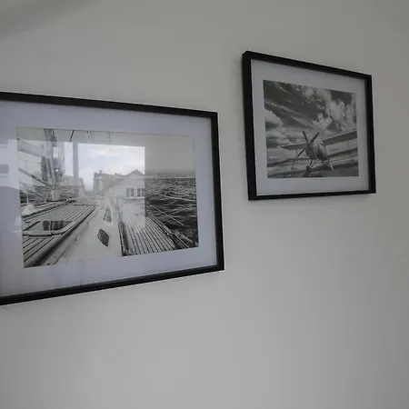 Parking Rue Gratuit - 20 Pourcent Sur Escale-Marne,Fr - De 1 A 4 Personnes - 10Mn Metro 8, Rer A, Lit, Canape Convertible, Cuisine, Lave Linge - Garde A Bagage Gratuite 24-7 - 1Er Etage Maisons-Alfort Exterior photo